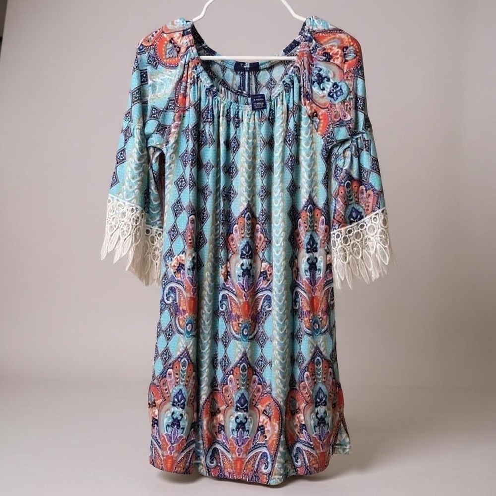 WinWin Women’s Lace Tunic‎ Size L-XL